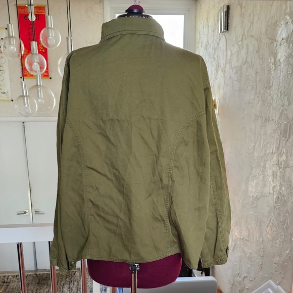Green Field Gear Jacket - Picture 4 of 5